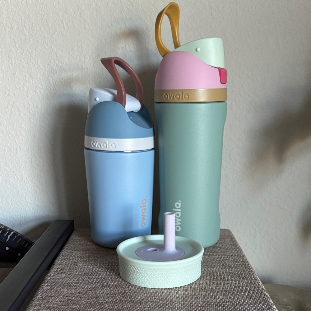 Owala Freesip 12oz and 16oz water Bottles